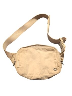 lululemon athletica Men's Beige Belt Bag with Adjustable Strap
